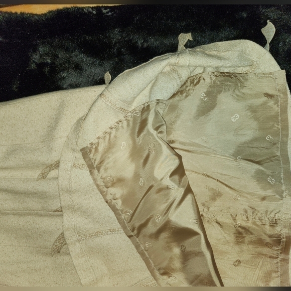 Escada vintage  wool A-line skirt with ruffle trim in size 36 (sz 6) - Picture 15 of 15